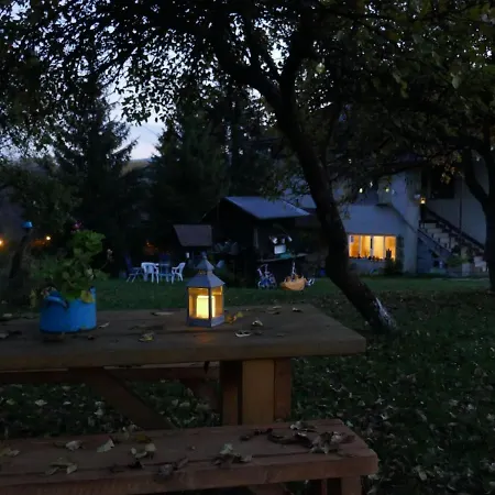 Farmer's At Sedliacky Dvor - *